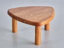 Pierre Chapo T23 – Table d’appoint 3 pieds en orme massif – 2023