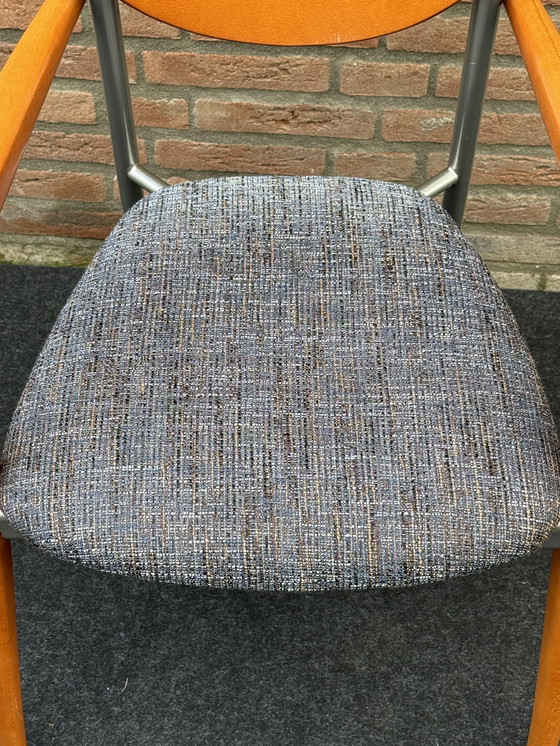 Image 1 of 6 x Memphis Style Stühle