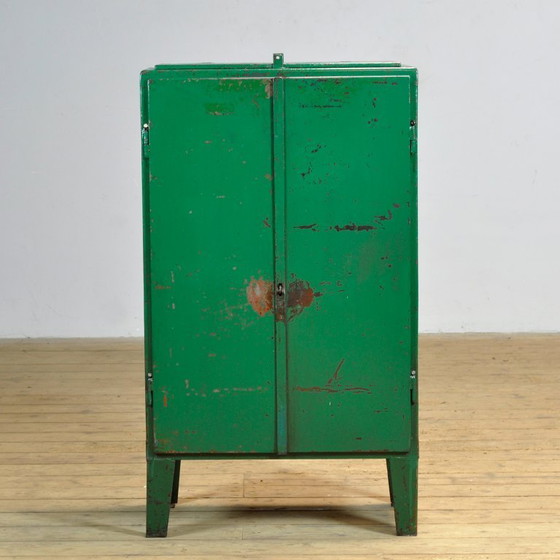 Image 1 of Industrieschrank aus Eisen, 1970er Jahre