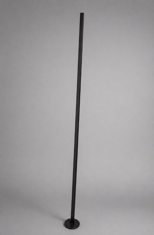 Gica Contra Floor Lamp 195 Black by Tommaso Cristofaro