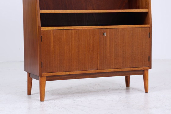 Image 1 of Libreria d'epoca anni '60 | Armadio a scaffale Mid Century retro in legno #05-52