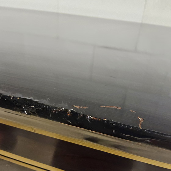 Image 1 of Mobiletto cinese vintage laccato rosso/oro con fiori e uccelli / mobiletto bohémien / mobiletto orientale