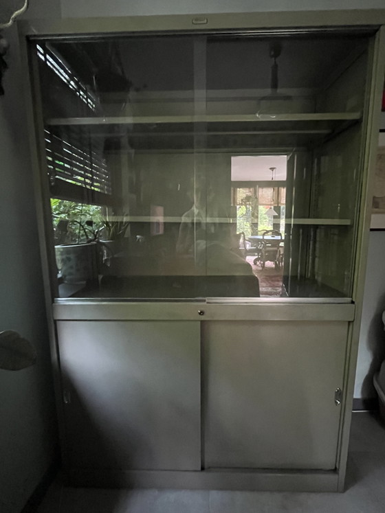 Image 1 of Vintage Industriële MEWAF Vitrinekast / Laboratoriumkast