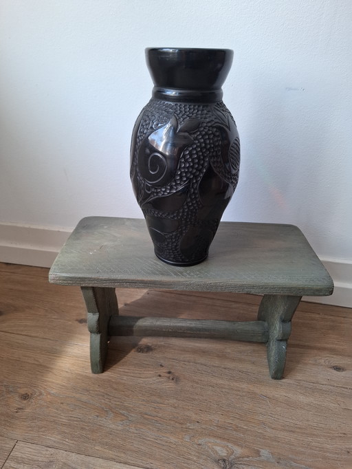 Tall black bakelite vase with unusual tulip decor, beautiful vintage object in very good and usable condition!