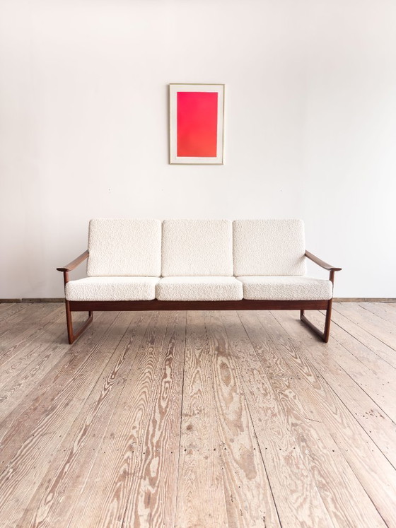 Image 1 of Sofa FD 130 by Peter Hvidt for France and Daverkosen, Teak
