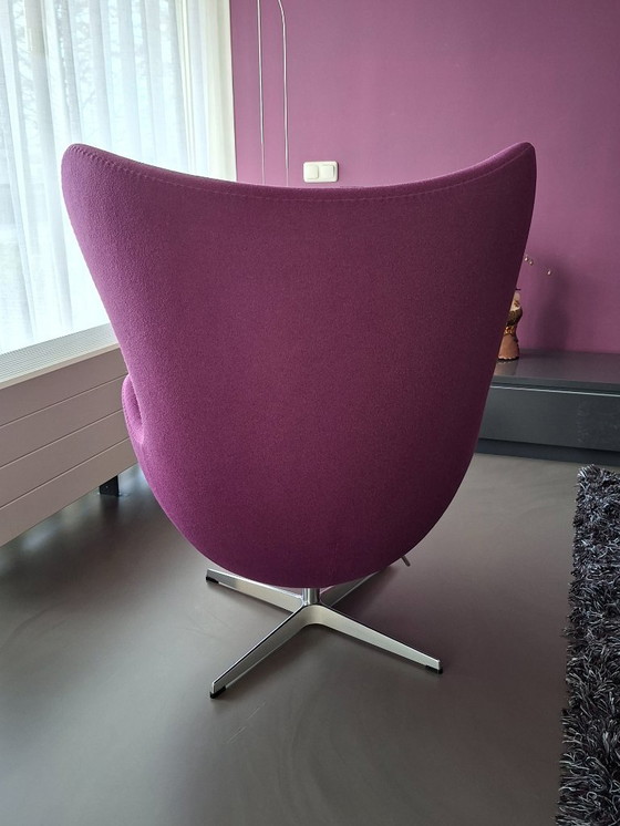 Image 1 of Egg Chair Hansen, fucsia