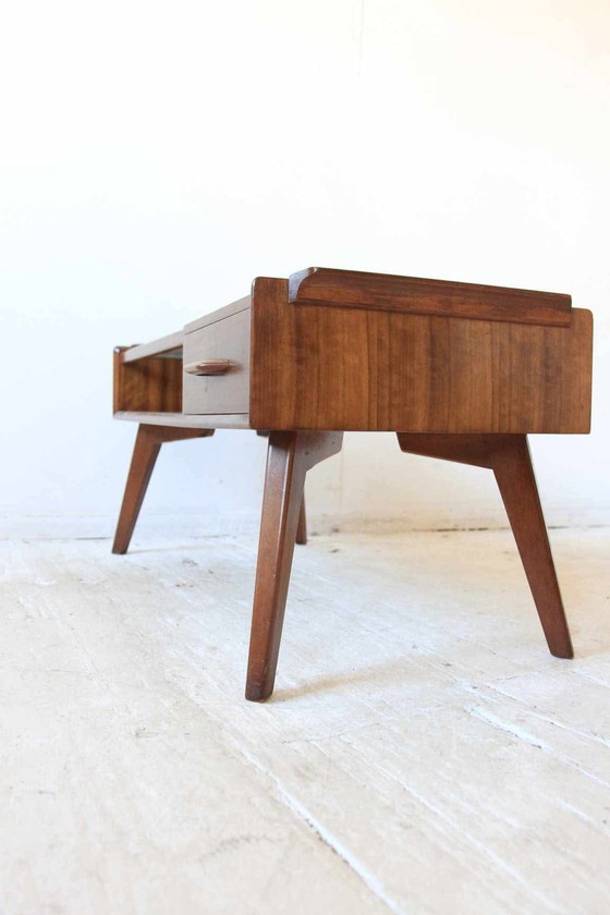 Vintage Tola Coffee Table from G-Plan, 1950s – Coffee table books (photo 3 of 5)