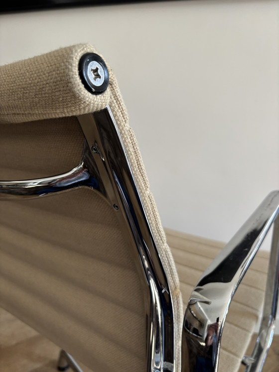 Image 1 of original Vitra Eames Aluminum Chair EA 108