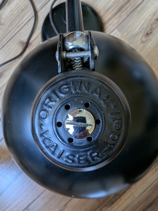 Original Kaiser Idell 6631 Luxus – Bauhaus Tischlampe von Christian Dell