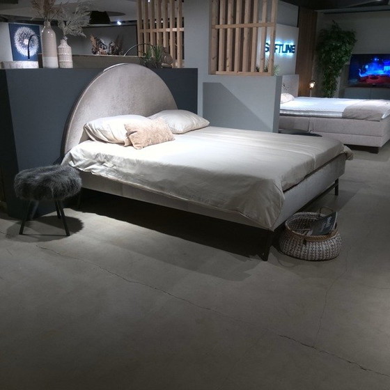 Image 1 of Steel & Stockings Rising Sun bed - 180x200