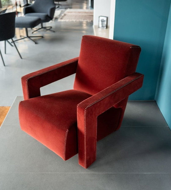 Image 1 of CASSINA 637 UTRECHT In Vinaccia B/Bordeaux SOFT VELVET