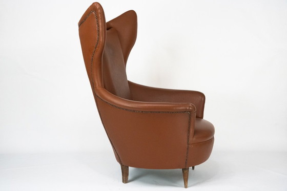 Image 1 of Italiaanse Mid-Century Wingback Fauteuil in Kunstleer, jaren 50
