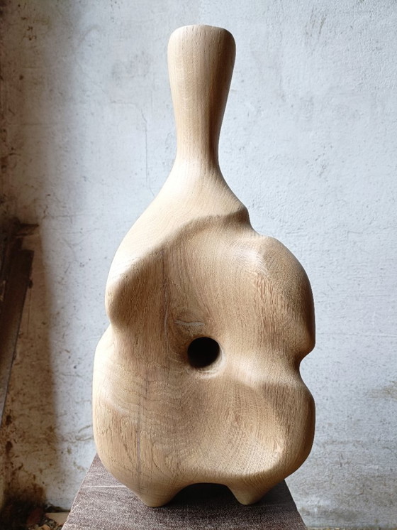Image 1 of Gran jarrón/escultura abstracta en roble macizo tallado