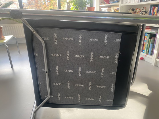 Image 1 of Poltrona lounge in pelle nera Harvink