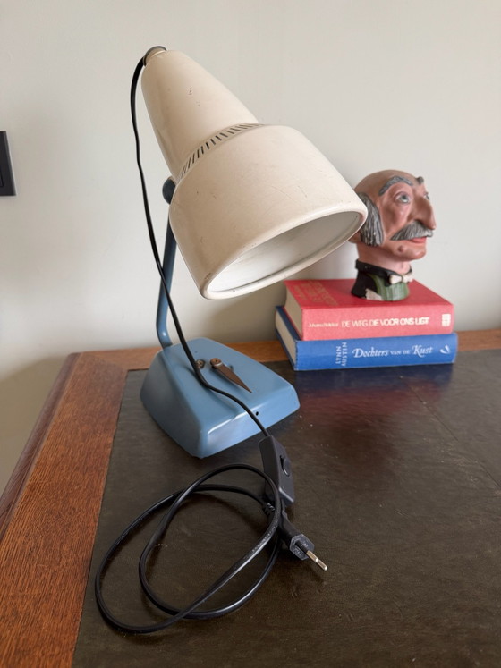 Vintage Table lamp, 50s/60s, cream & blue, retro, Metal (photo 5 of 5)