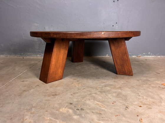 Image 1 of Tavolino da caffè rotondo brutalista in rovere massello