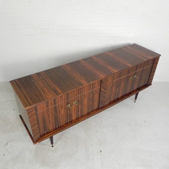 Image 1 of Dressoir M. Delahaye, 2,2 m lang, jaren 60