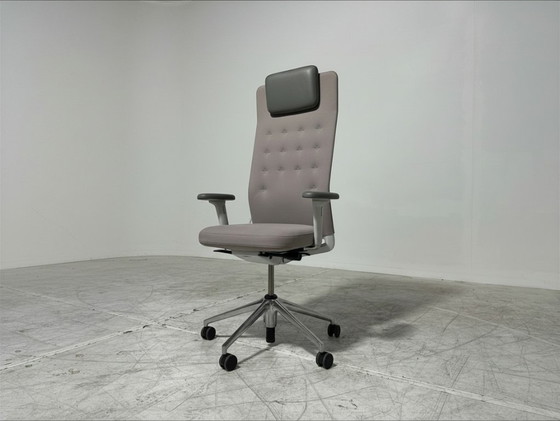 Vitra ID Trim L Chefsessel – Antonio Citterio – Neuwertiger Zustand – Kopfstütze & Aluminium – Bürostühle (photo 3 of 7)