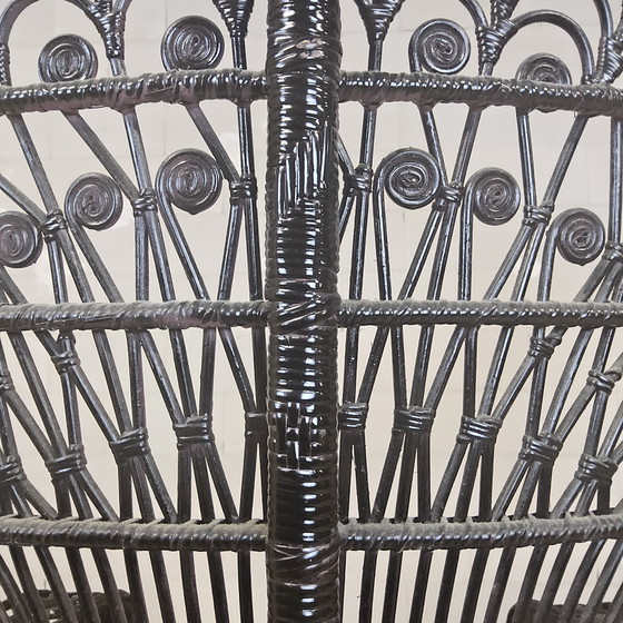 Image 1 of Chaise Paon Vintage en Rotin Emmanuelle / Chaise Paon (H147)