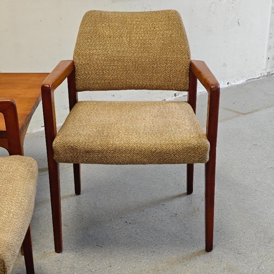 Image 1 of Poltrone danesi vintage con tavolino da caffè