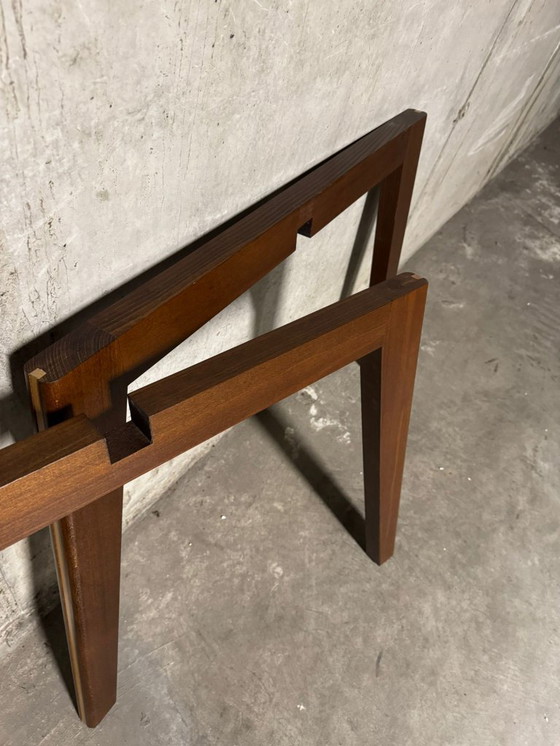 Image 1 of Ronde Terrazzo/Marmeren Tafel – 110 cm – Nieuw in verpakking – Walnoot houten kruisvoet