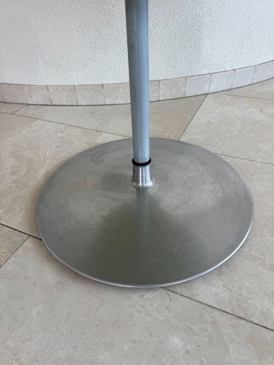 Image 1 of 4 sedie Artifort Little Tulip. Da rivestire.