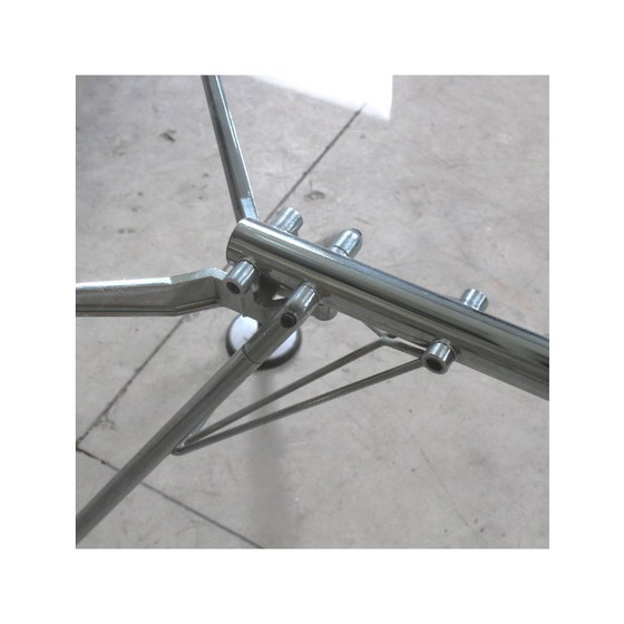 Image 1 of Nomos table