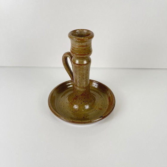 Image 1 of Handkandelaar van steengoed