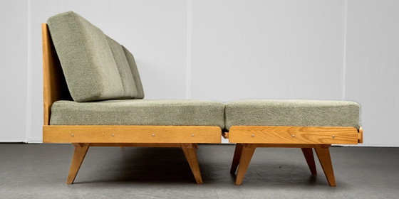 Vintage Hoekbankbed met Ottoman, jaren 60, Tsjecho-Slowakije – Tatra Nábytok, 3-5 zitsbanken, Textiel, Hout (photo 11 of 15)