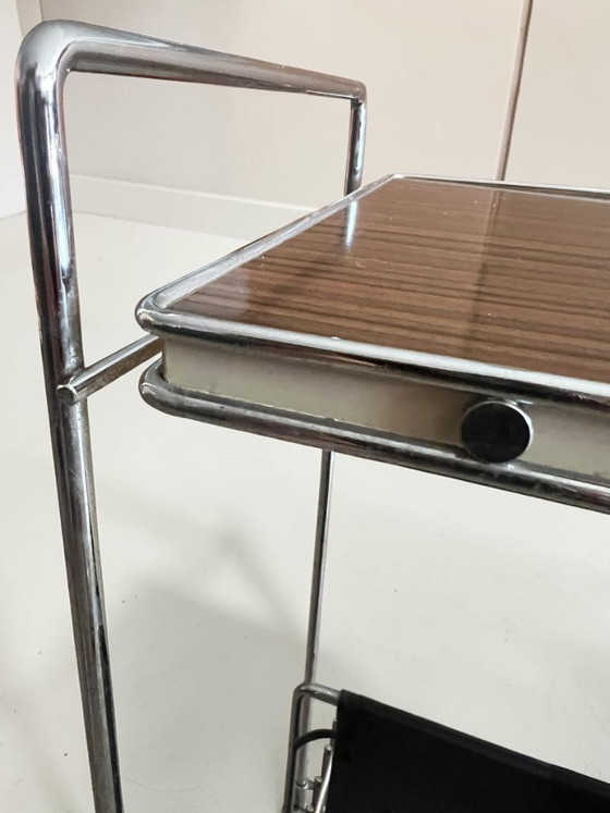 Image 1 of Vintage Zeitungswagen aus Chrom | Mid Century Beistelltisch | Deutscher Design Magazinwagen | Rollwagen | 70er Jahre