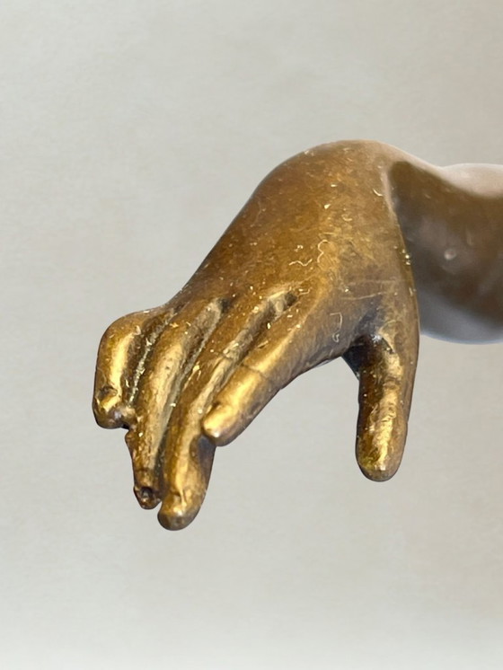 Image 1 of Art Deco sculptuur – Danseres in beweging – Decoratief brons – Gesigneerd F. Paris – 38 cm