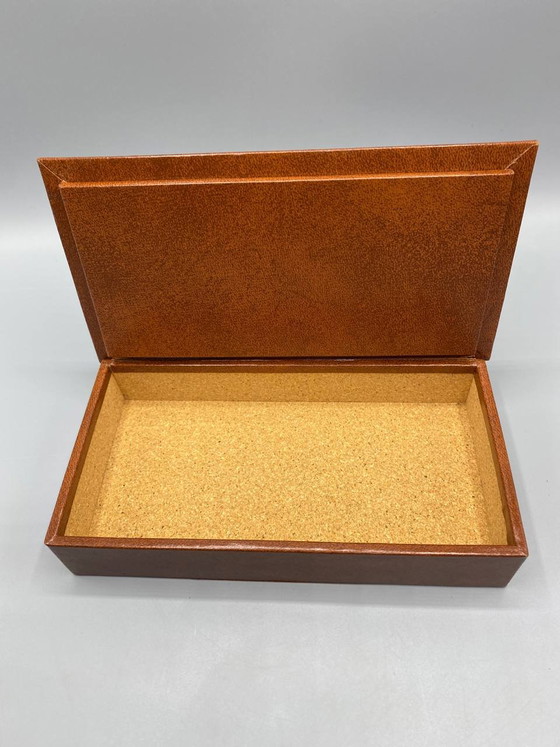 Echt lederen doos met geometrische ruit- en vergulde lijnversiering. – Decoratieve objecten, Cork (photo 3 of 6)