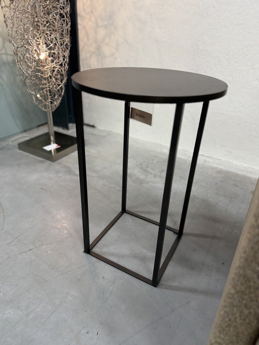 Table d'appoint Leolux Prismo en céramique, diamètre 40 x hauteur 60 cm
