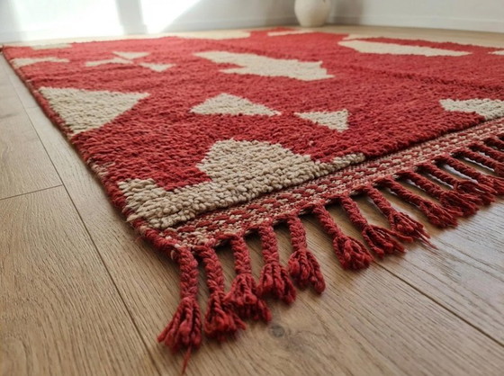 Alfombra bereber hecha a mano en lana roja, 200/300 – Wool (photo 3 of 6)