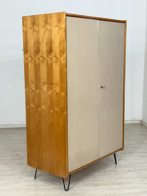 Image 1 of Bellissimo armadio vintage / armadio per la biancheria / ripostiglio / armadio per la camera da letto / armadio di metà secolo