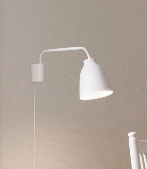2 Lampes Appliques Murales Caravaggio Read De Fritz Hansen