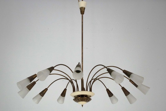 Image 1 of Large Italian Mid-Century Sputnik Brass Chandelier with Satin Glass, 1950s