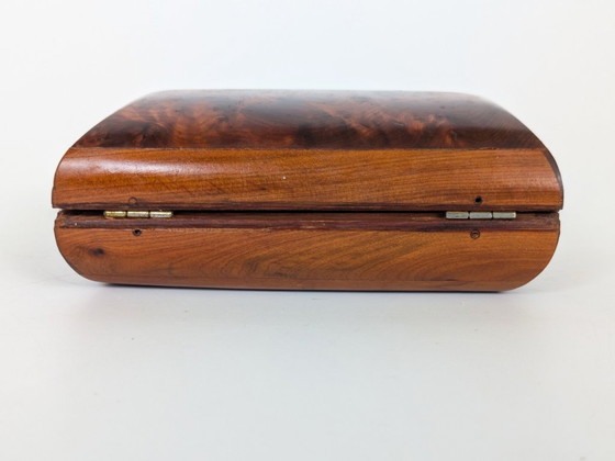 Caja de baratijas antigua de madera de tuya, Marruecos, con tapa abatible. – Objetos decorativos, Wood (photo 7 of 13)