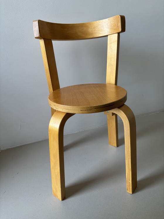 Sedia per bambini vintage scandinava modello 68 in compensato e betulla attribuita ad Alvar Aalto per Artek (photo 2 of 7)