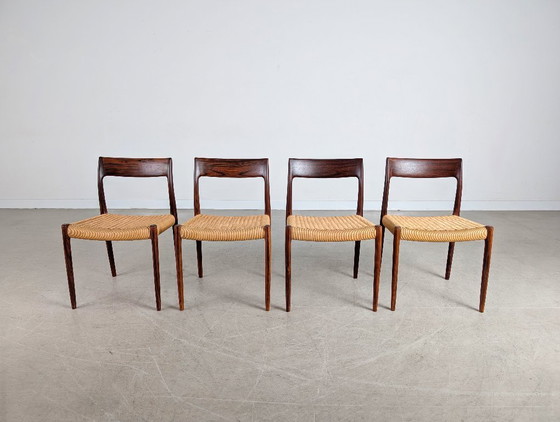 Image 1 of Juego de 4 sillas JL Mollers modelo 75 Niels Otto Møller de palisandro.