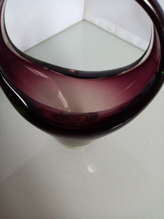 Image 1 of Vase Déco en Verre en Forme de Panier 70s (18cm)