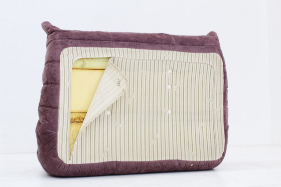 Image 1 of Vintage Togo 2 Sitzer Sofa lila Samt ligne roset Michel Ducaroy