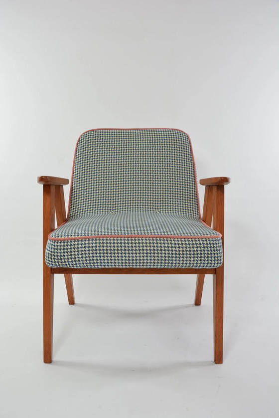 Image 1 of 366 Blauwe fauteuil met pied-de-poulepatroon