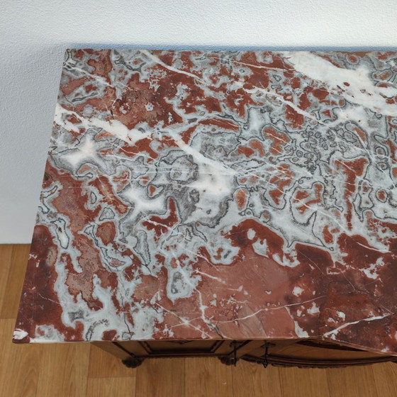 Image 1 of Klassieke, landelijke vintage commode dressoir met marmer blad