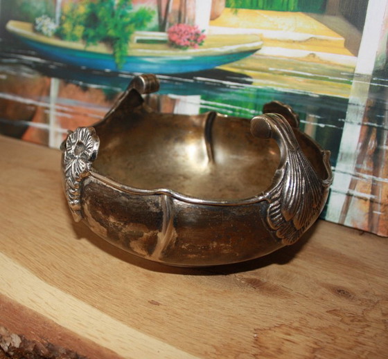 Image 1 of Antique silver-plated bowl in a shell design – Ø 17 cm