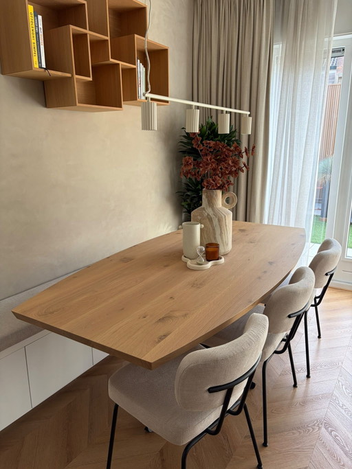 Table du sud table with 3 dining chairs As good as new