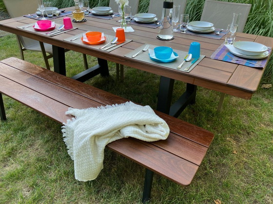 Image 1 of Tuintafel "Family" 8P - Braziliaanse Walnoot - Ambacht