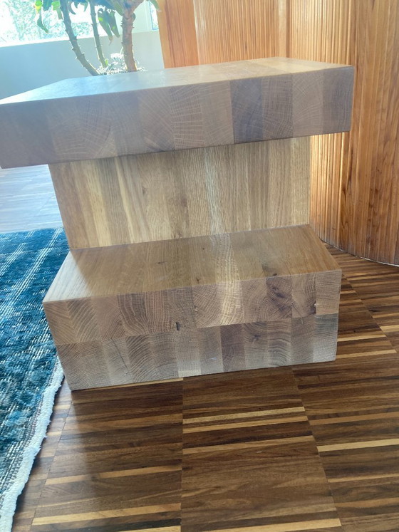 Image 1 of 2 rari tavolini laterali quadrati di piccole dimensioni della Gelderland – in rovere massello, design di Roderick Vos