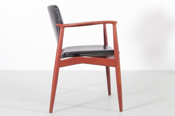Image 1 of Paar Scandinavische teakhouten fauteuils model 66