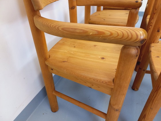 Image 1 of Set van 6 vintage Scandinavische Rainer Daumiller fauteuils van grenenhout uit de jaren 70.